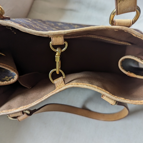 Authentic Louis Vuitton Batignolles Horizontal Monogram Canvas Shoulder Bag Tote - Picture 9 of 14